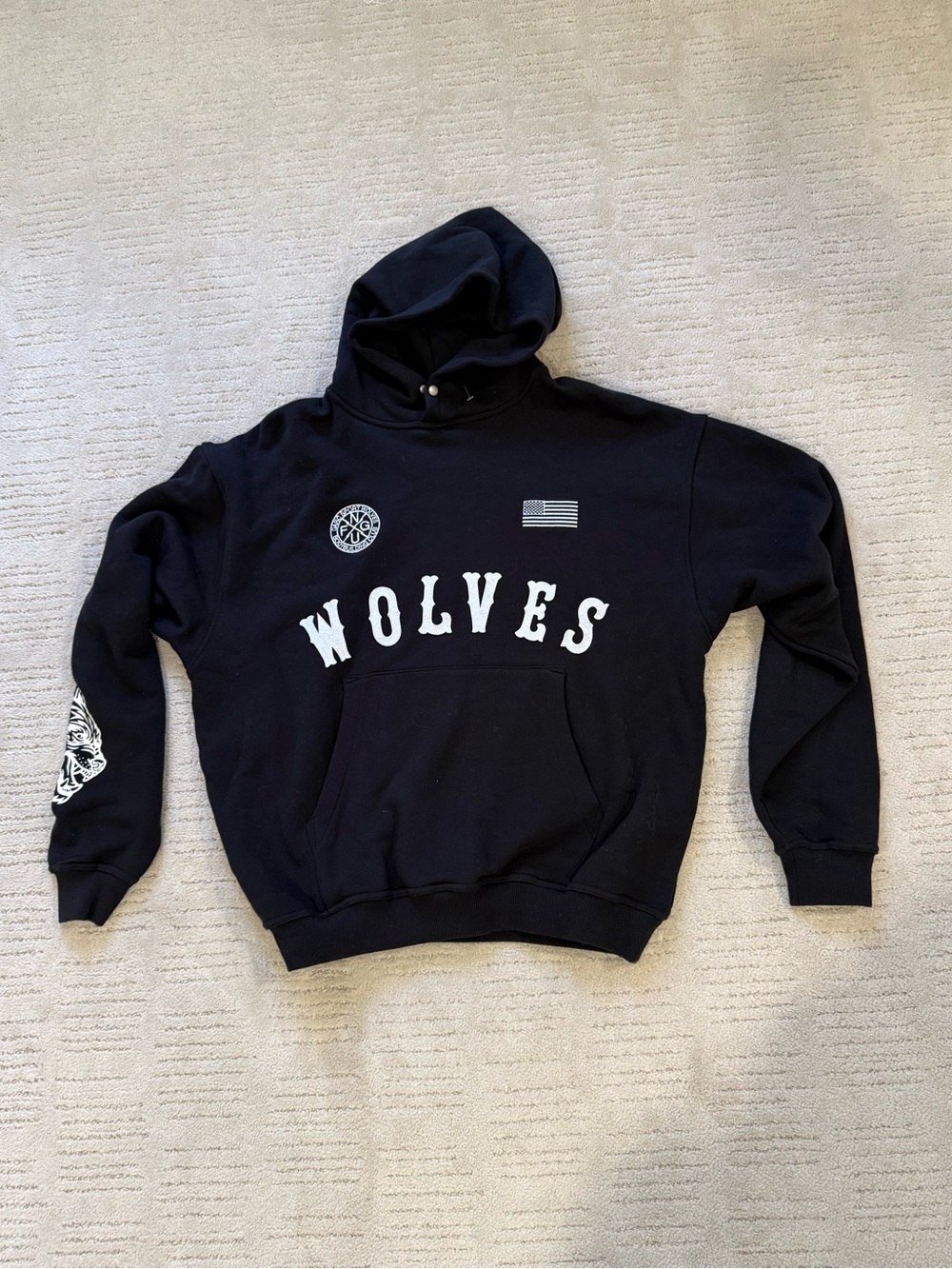 Darc Sport Wolves Graphic Hooded Sweatshirt - Black